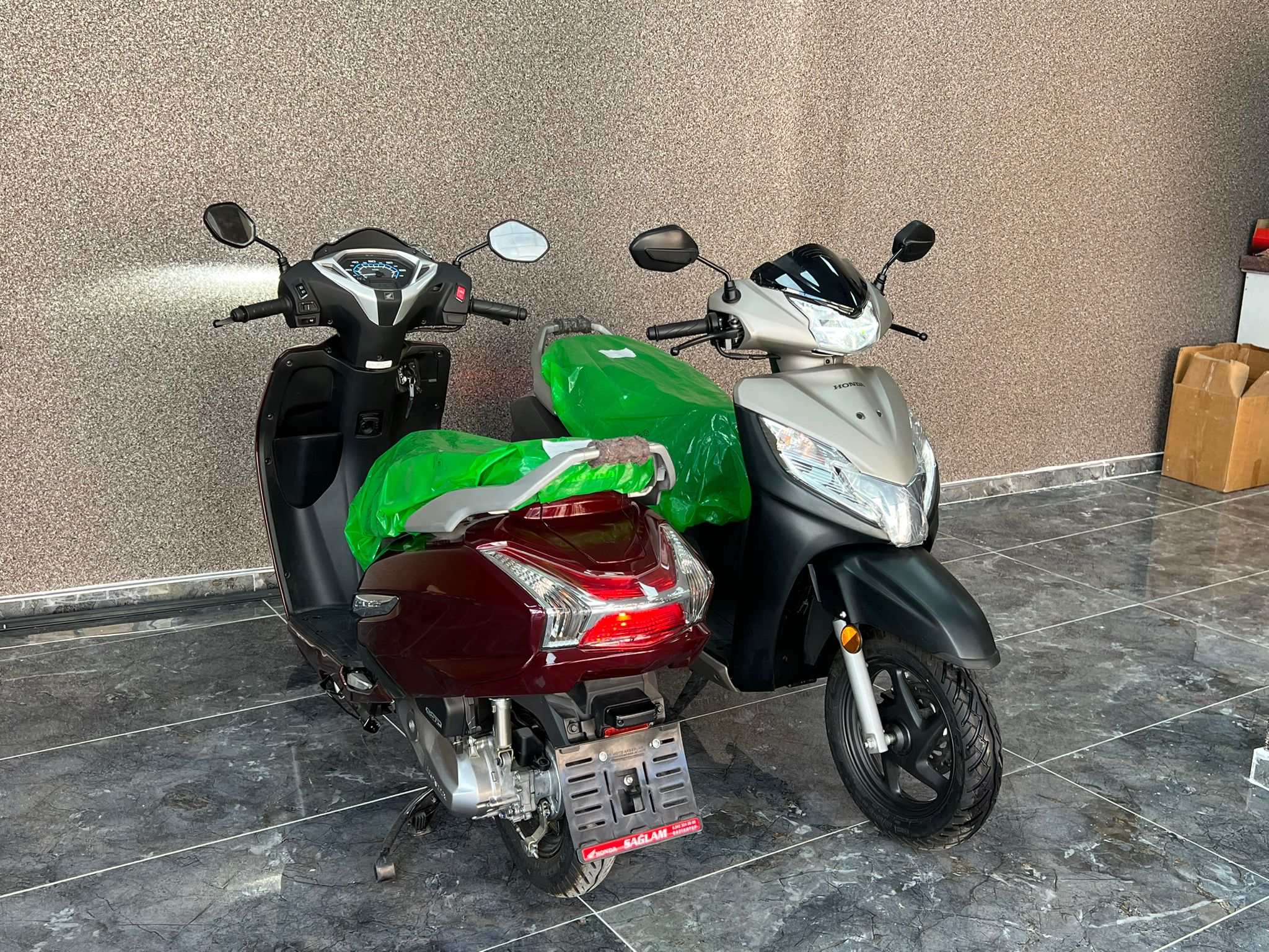 Motor Resmi